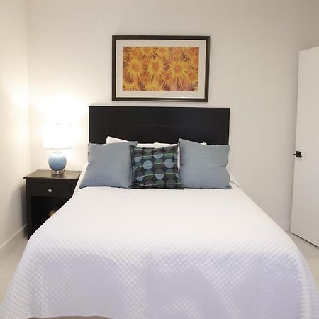 Apt 1 Miami Designer Studio In The Upper East-Side Номер фото